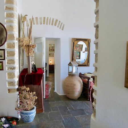 Fanivevisgarden Hotel Folégandros Екстериор снимка