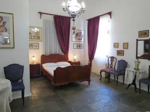 Fanivevisgarden Hotel Folégandros Екстериор снимка